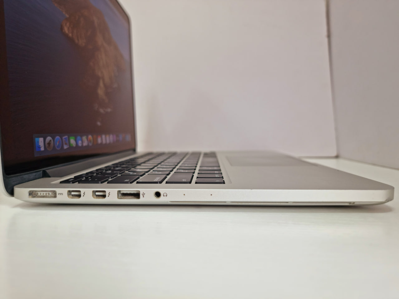 MacBook Pro 13" Retina, 2012, Core i5 2,5Ггц, 8Гб, SSD 256Гб, Intel HD4000, MD213, 433 цикла / Без коробки, Серебристый - БУ
